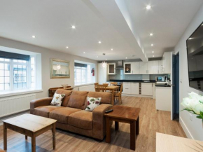 Bank Apartment 1